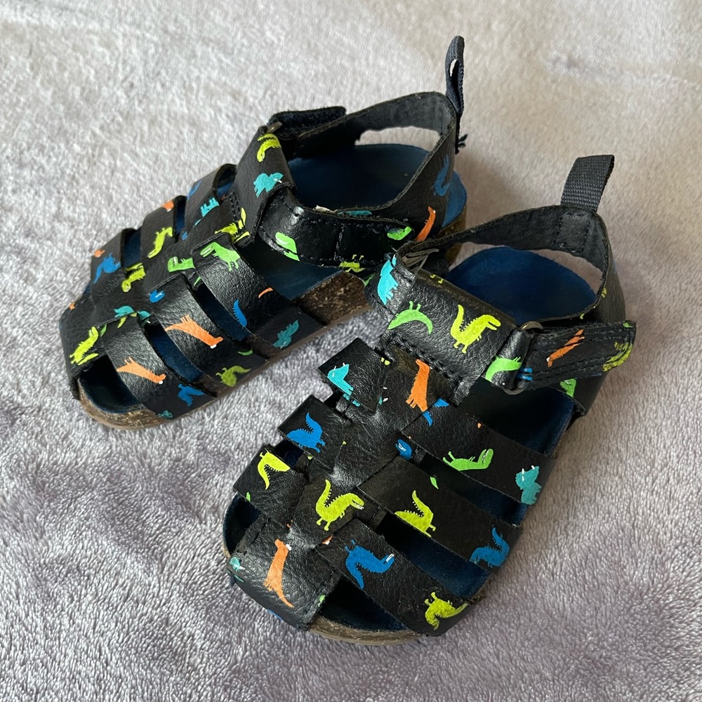 Toddler shoes